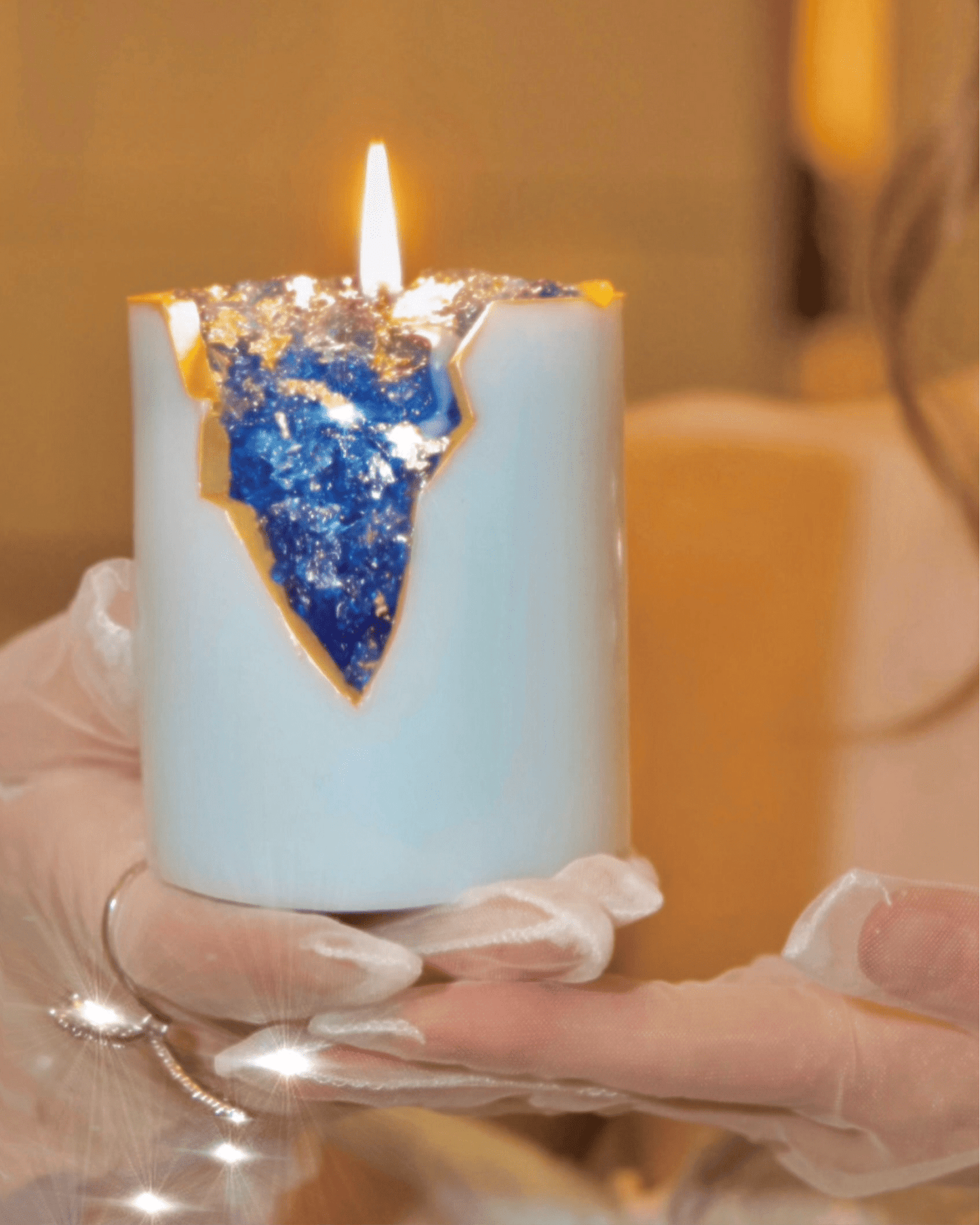 18K Gold Blue Aquamarine Crystal Candle – Tranquility & Strength