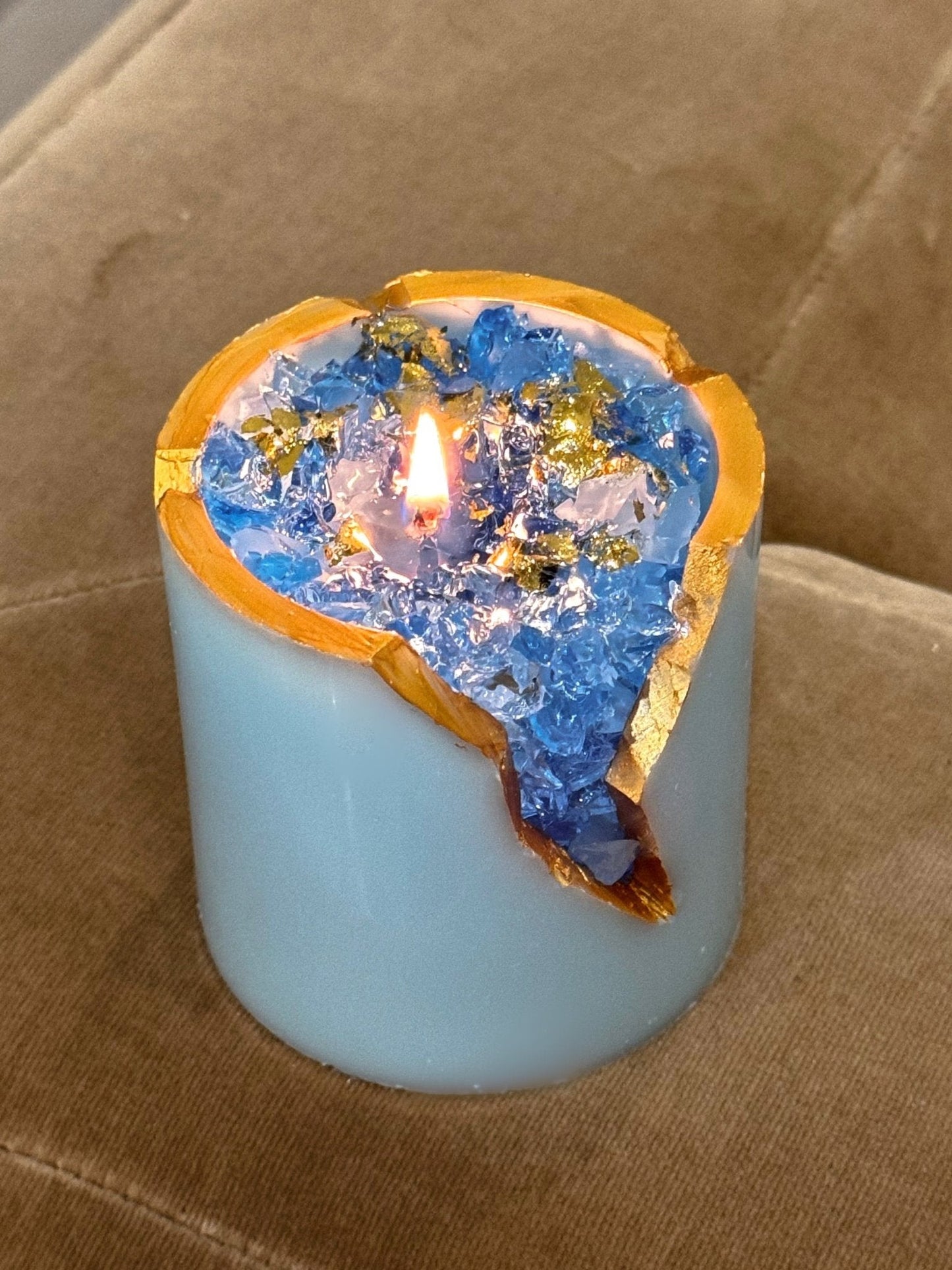 18K Gold Blue Aquamarine Crystal Candle – Tranquility & Strength