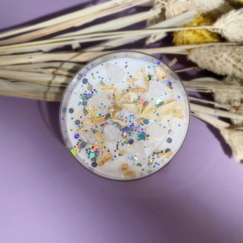 6 Piece Scented Candle Gift Set with Crystals and Dried Flowers - Colourful Sequin Embellishments, 6 Unique Fragrances to Create a Romantic Ambience - Perfect for Valentine's Day and Home Decoration, Valentine's Day Home Decorations