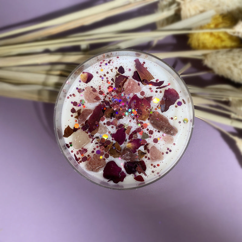 6 Piece Scented Candle Gift Set with Crystals and Dried Flowers - Colourful Sequin Embellishments, 6 Unique Fragrances to Create a Romantic Ambience - Perfect for Valentine's Day and Home Decoration, Valentine's Day Home Decorations