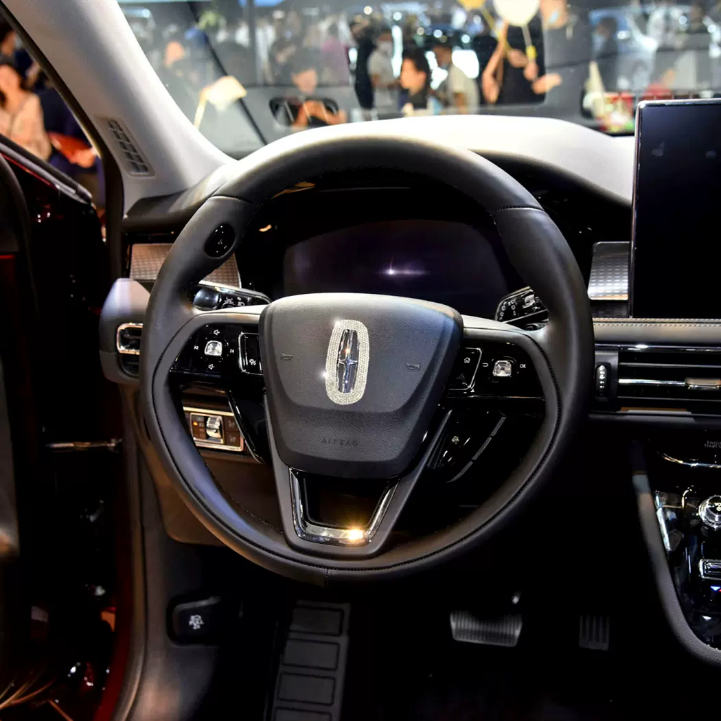 Black Friday Sale🎉50% OFF🎉Creative Steering Wheel Crystal Sticker